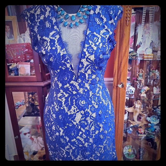 Aidan Mattox Dresses & Skirts - Aidanmattox Lace Cocktail Dress